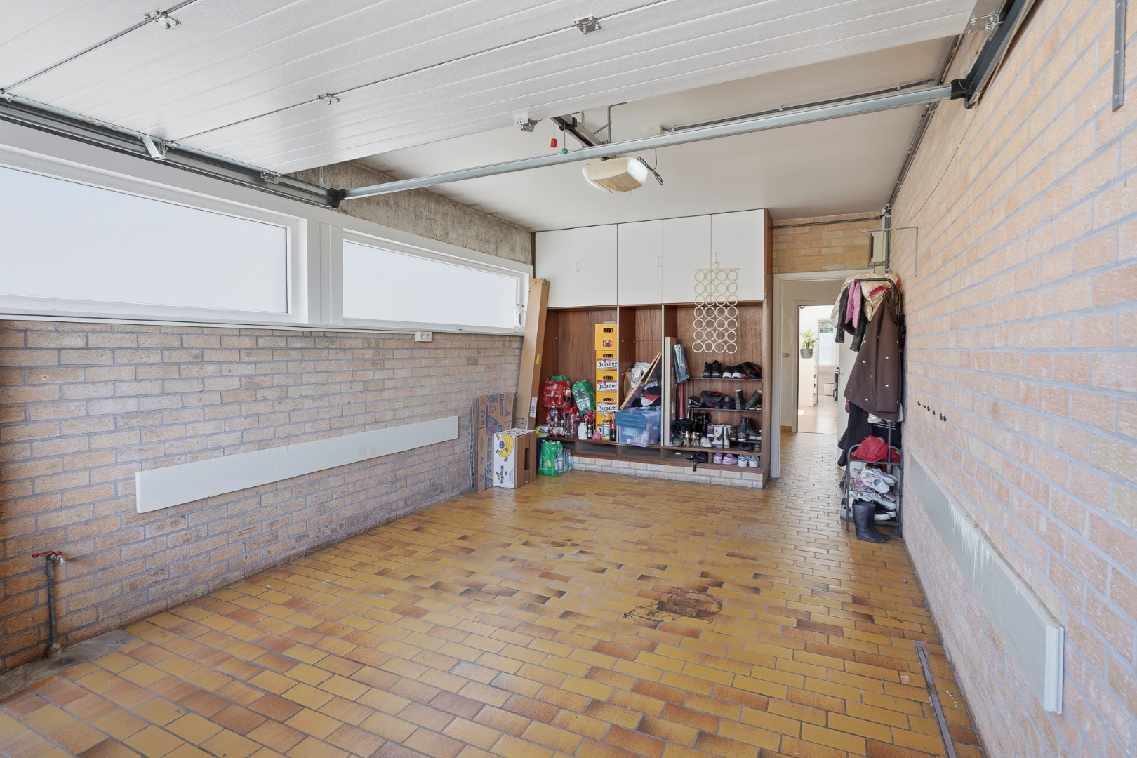 Volledig instapklare bungalow met praktijkruimte 