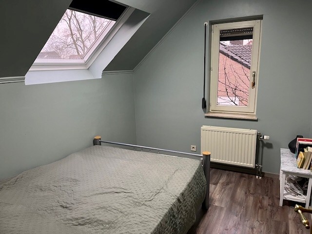 LUBBEEK - Mooie woning met 3 slk, garage en tuin 