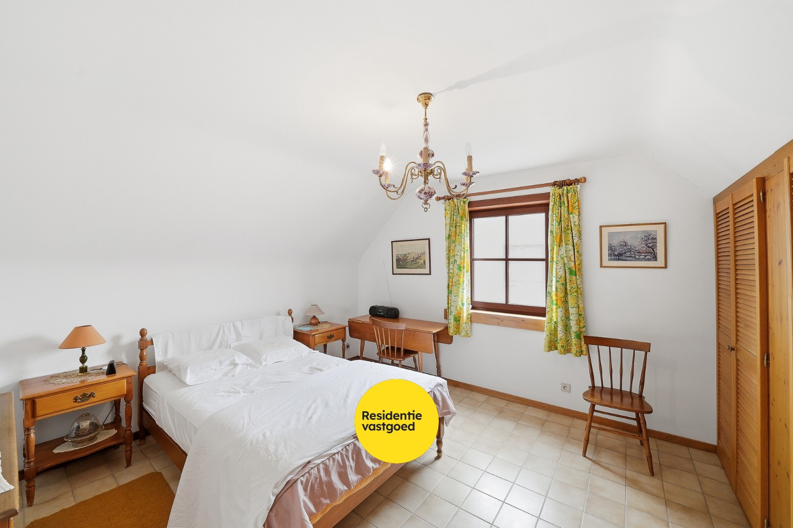 Open bebouwing met garage op 487 m² in Oudenburg 