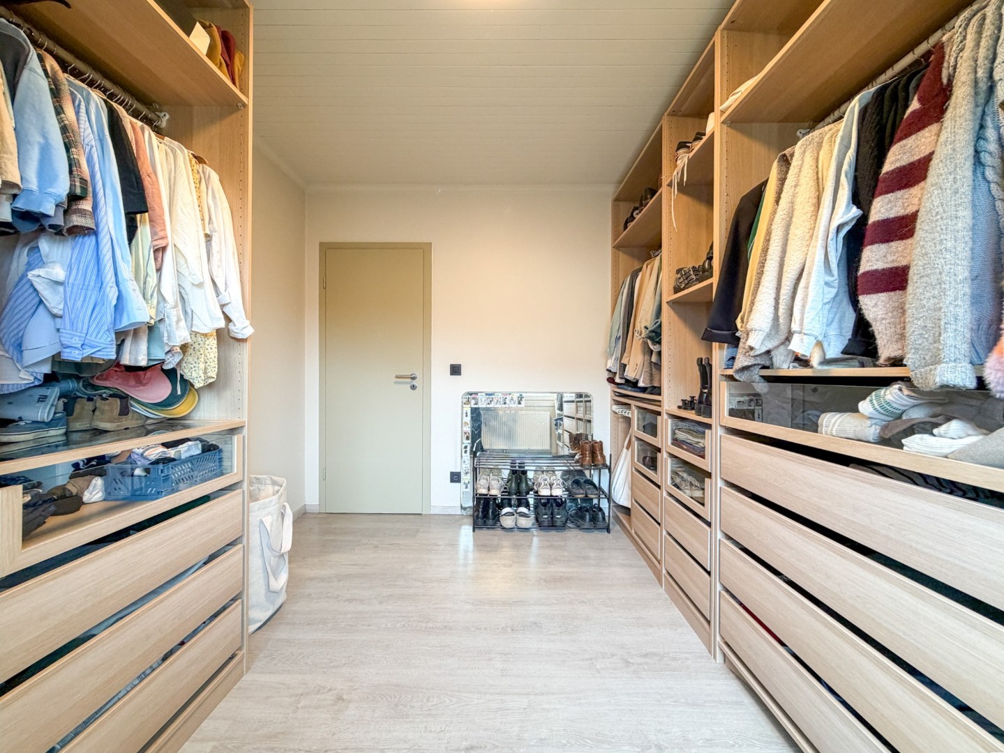 Toffe instapklare woning, 3 slpk, garage, tuin, gunstige gelegen in Gistel 