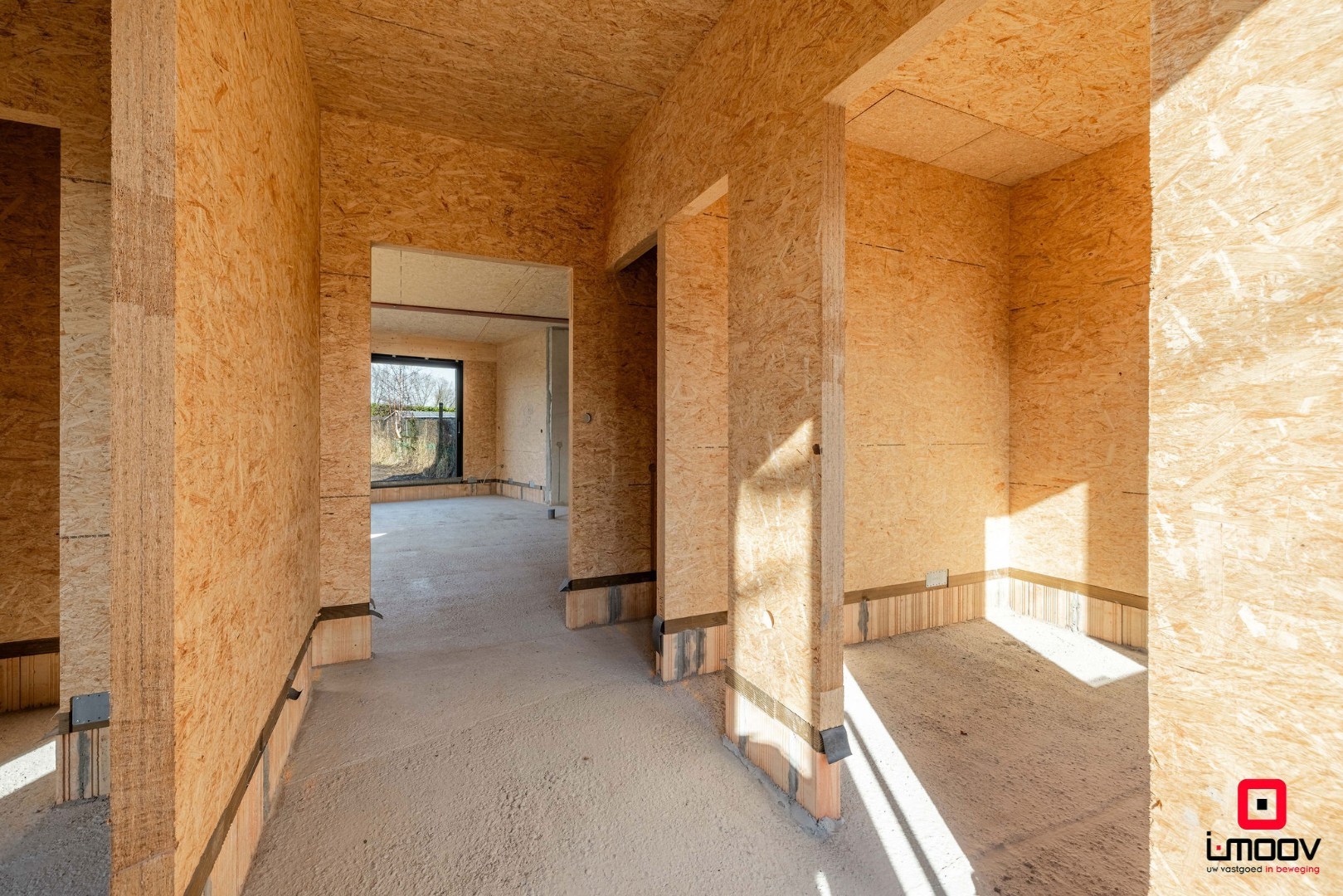 Exclusieve casco woning met 5 slaapkamers en royale tuin in Kruibeke, vlak bij Antwerpen 