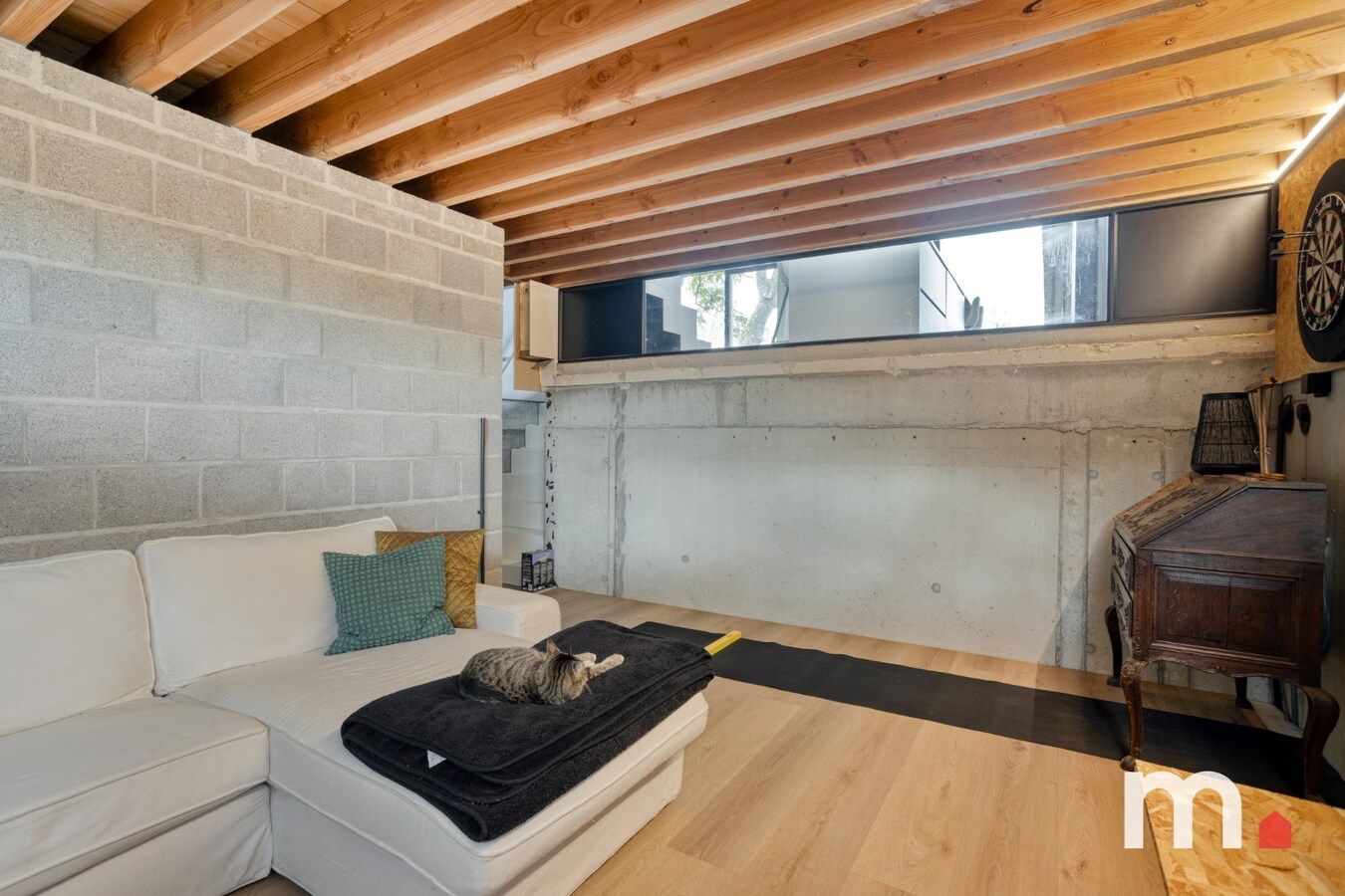 Unieke Villa te Lendelede met 5 slaapkamers met hoogwaardige afwerking ! 