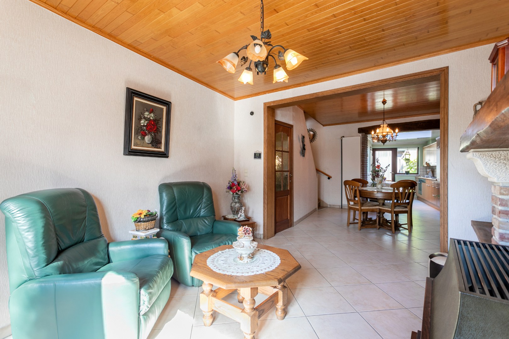 Verzorgde woning met 3 slaapkamers en leuke tuin te Halle 