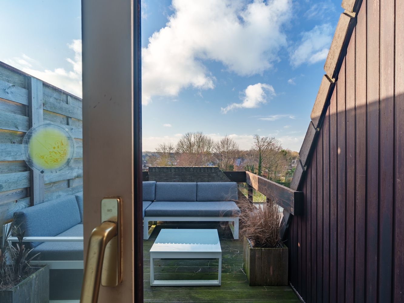 Instapklaar duplexappartement te Waarschoot. 