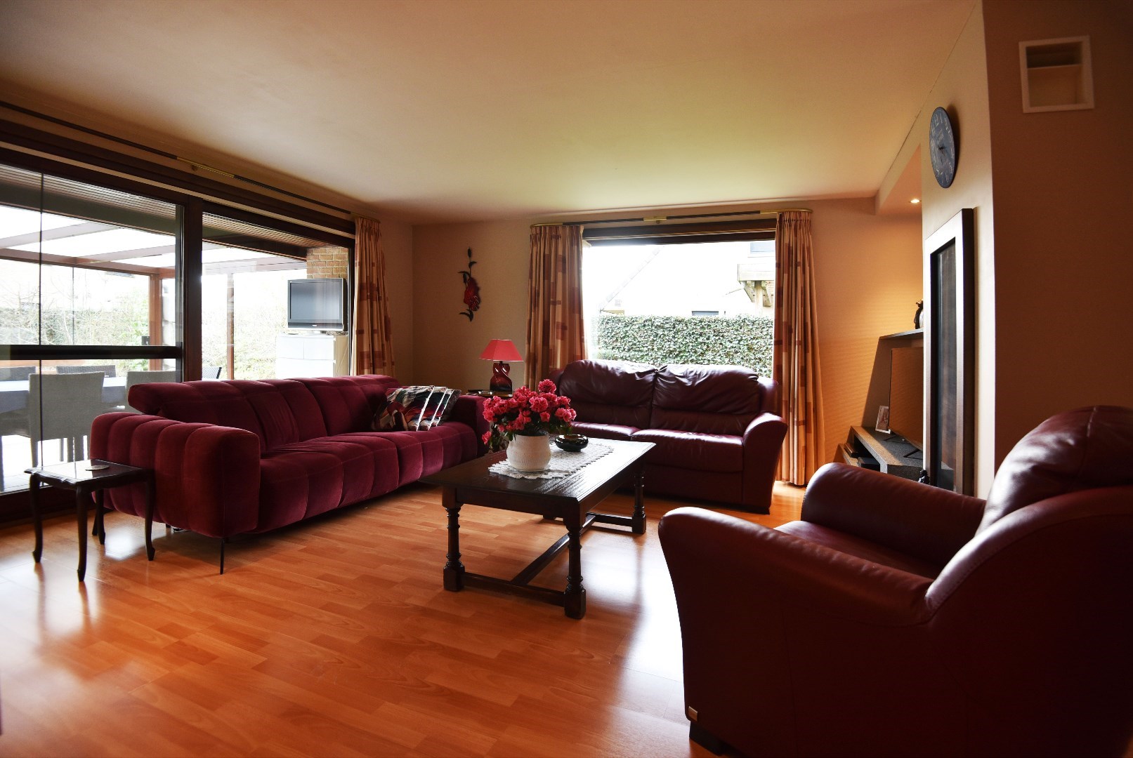 Alleenstaande zuidgerichte woning  te Eeklo 