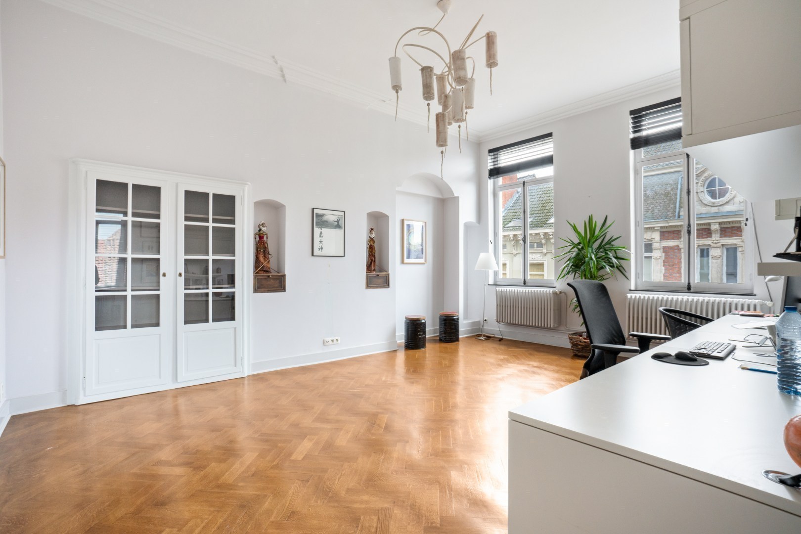 Bijzonder ruim duplexappartement met dakterras in hartje Gent 