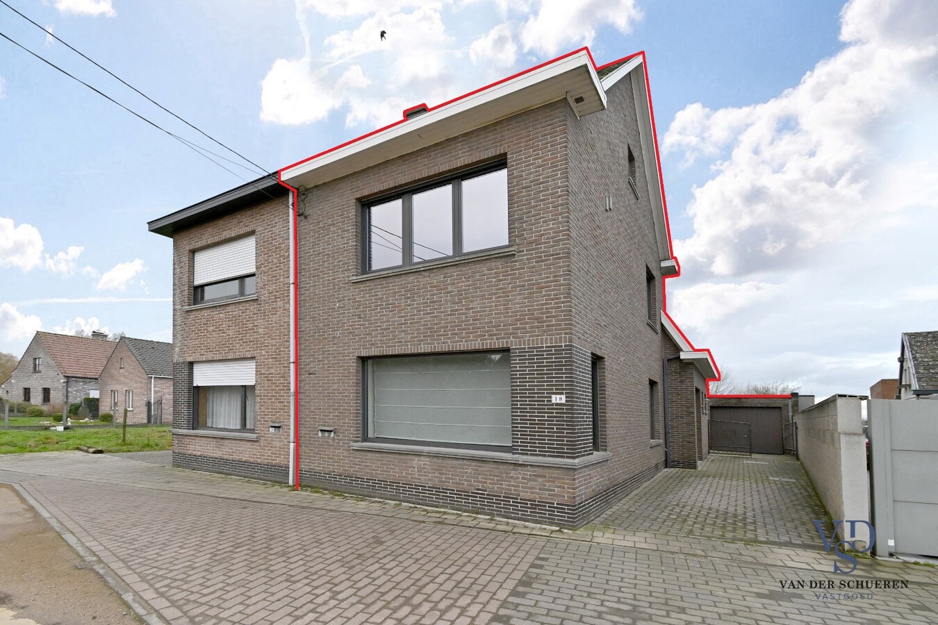 Degelijke Half Open Bebouwing 