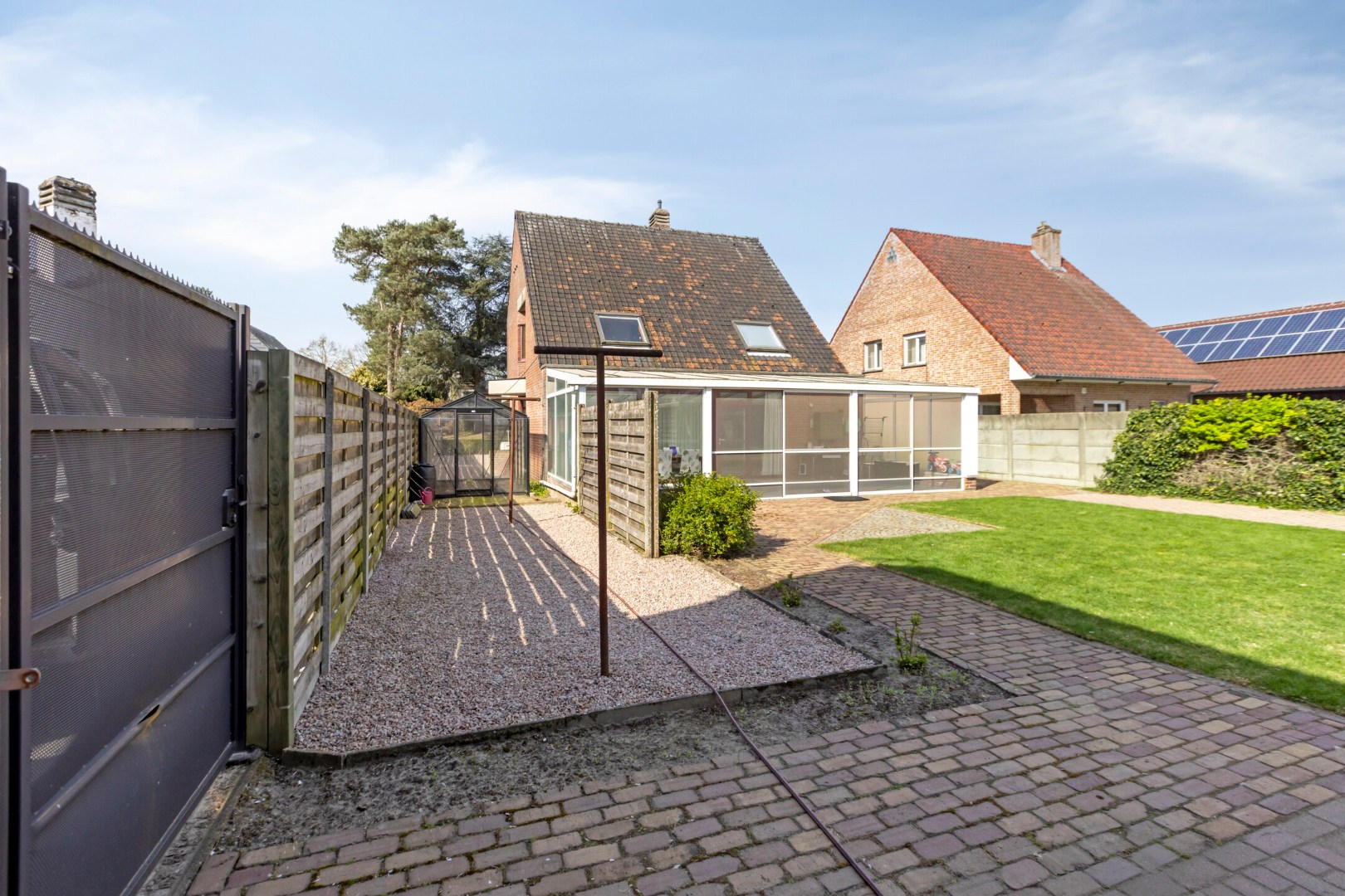 Ruime, rustig gelegen gezinswoning met 3 slpk. in Mol 