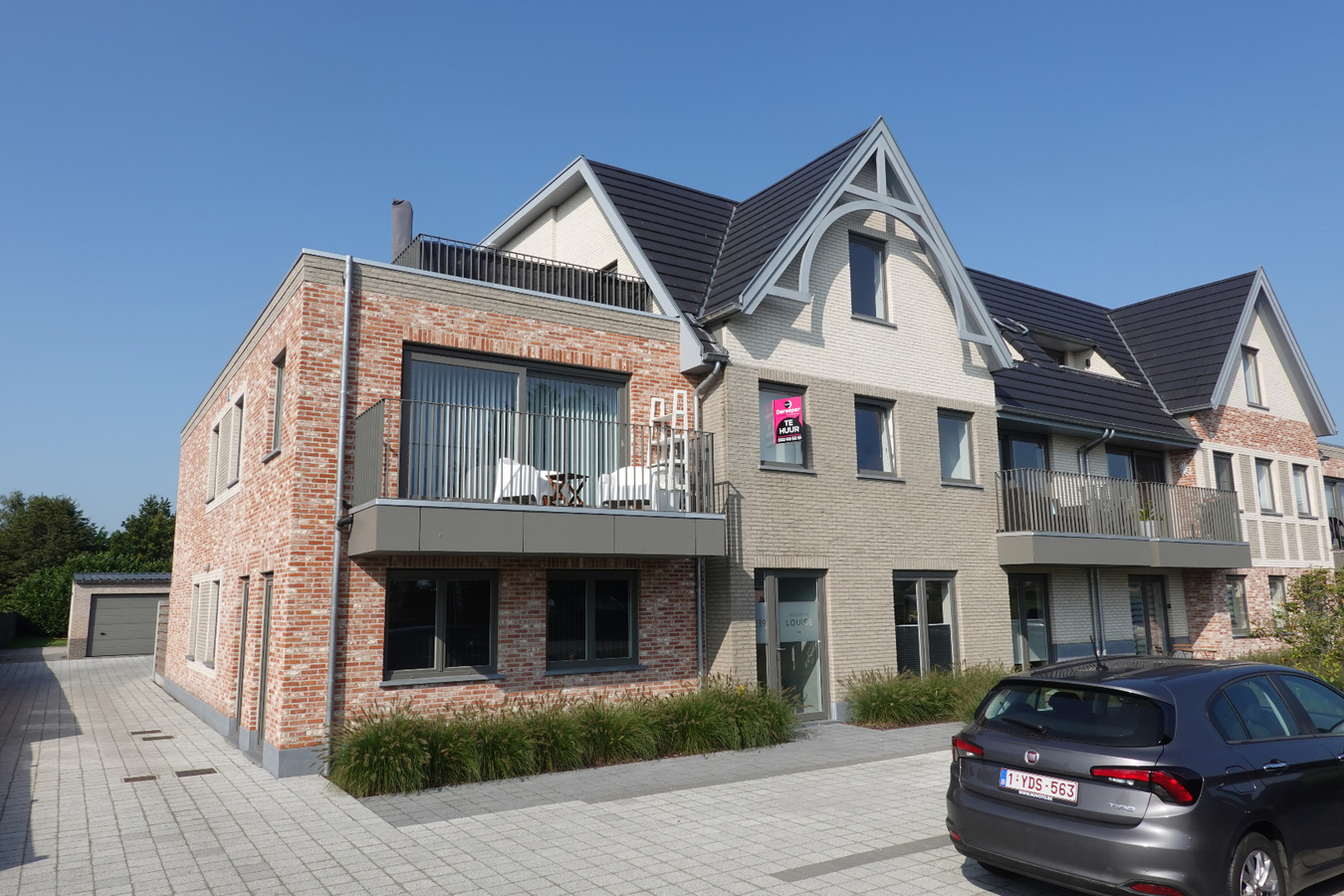 Nieuwbouwappartement met garagebox 