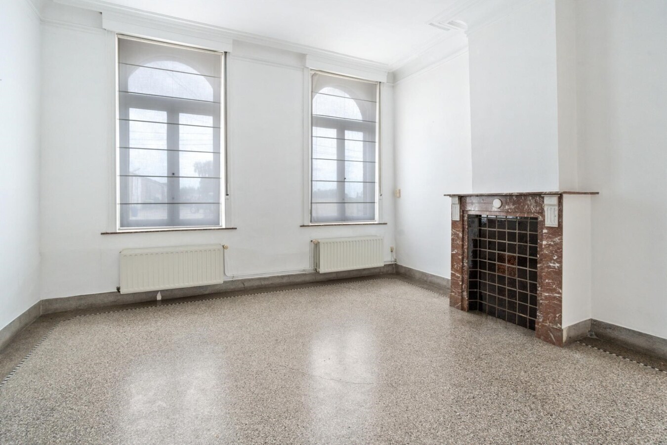 Ruime karakterwoning op groot perceel van 953m² 