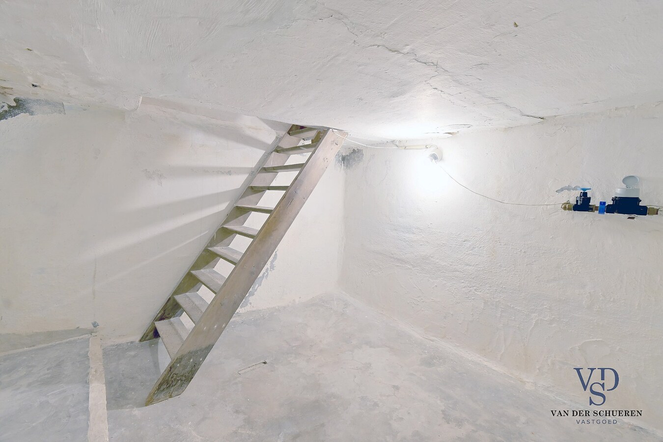 Bijzonder ruime gezinswoning. 