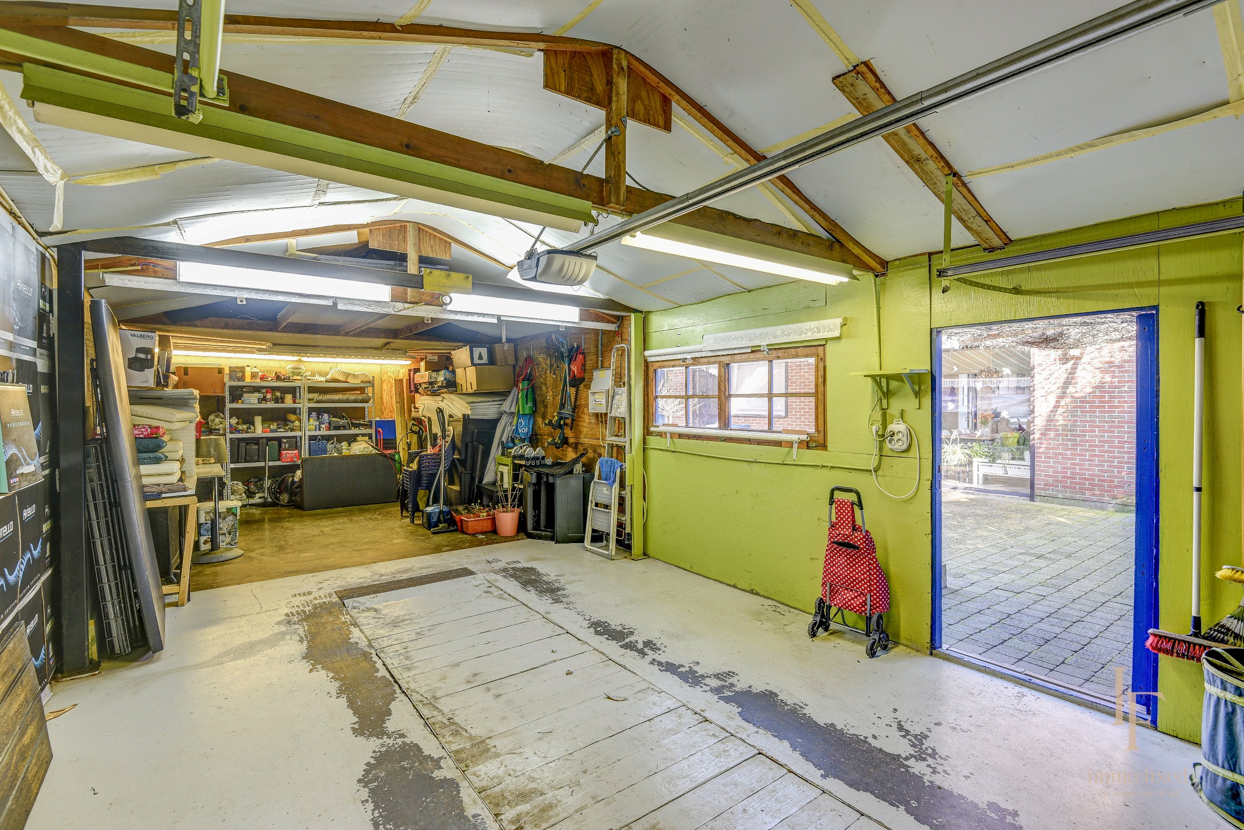 Charmante gezinswoning met groot terras en tal van mogelijkheden! 