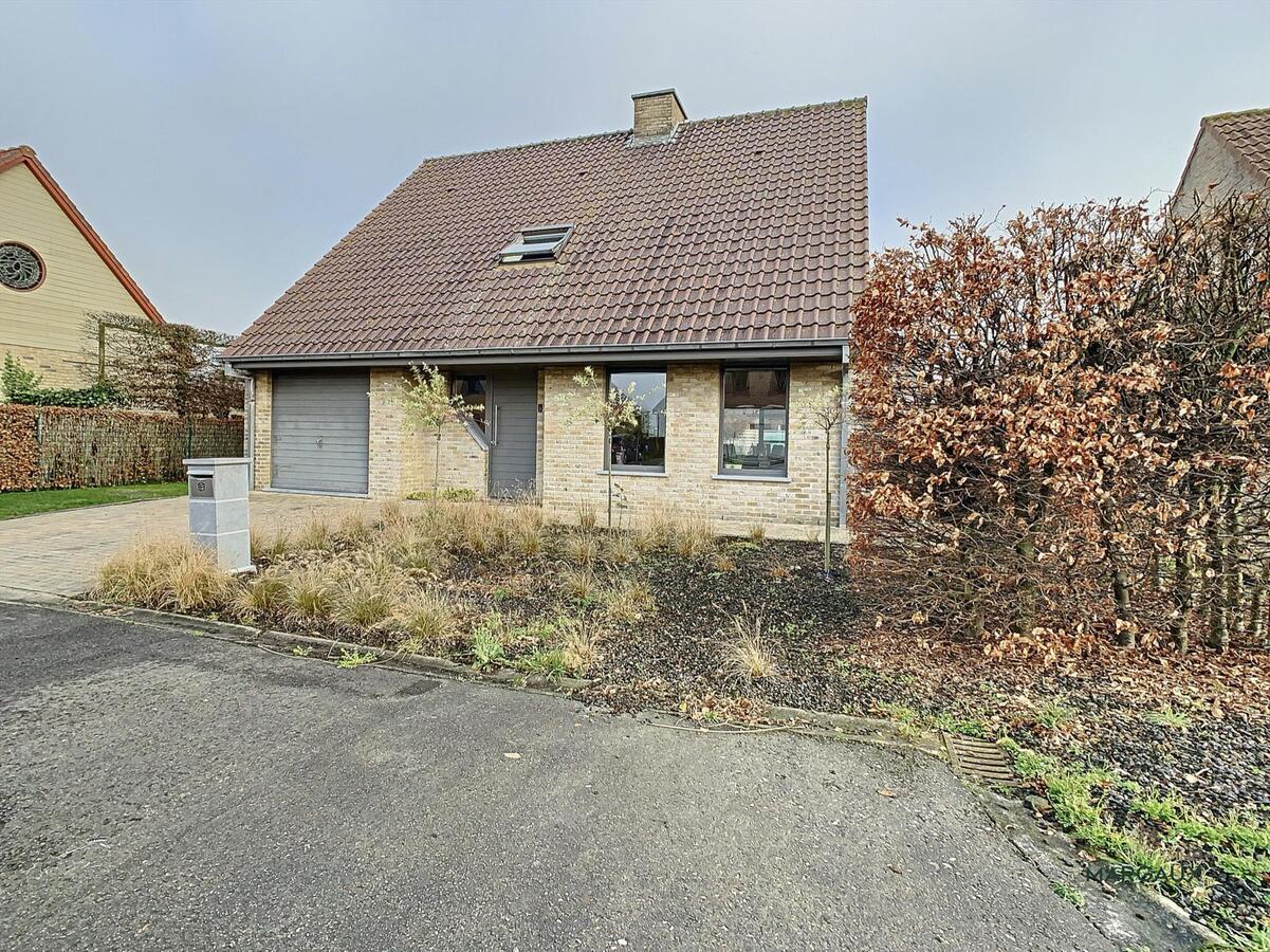 Rustig gelegen vrijstaande villa met grote tuin 