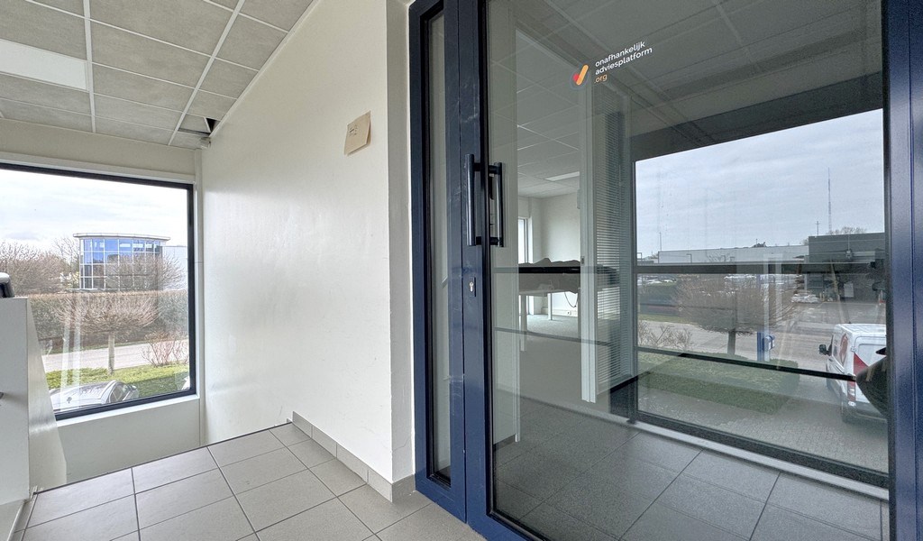 Kantoor te huur vlakbij E313/E34 in Wommelgem
