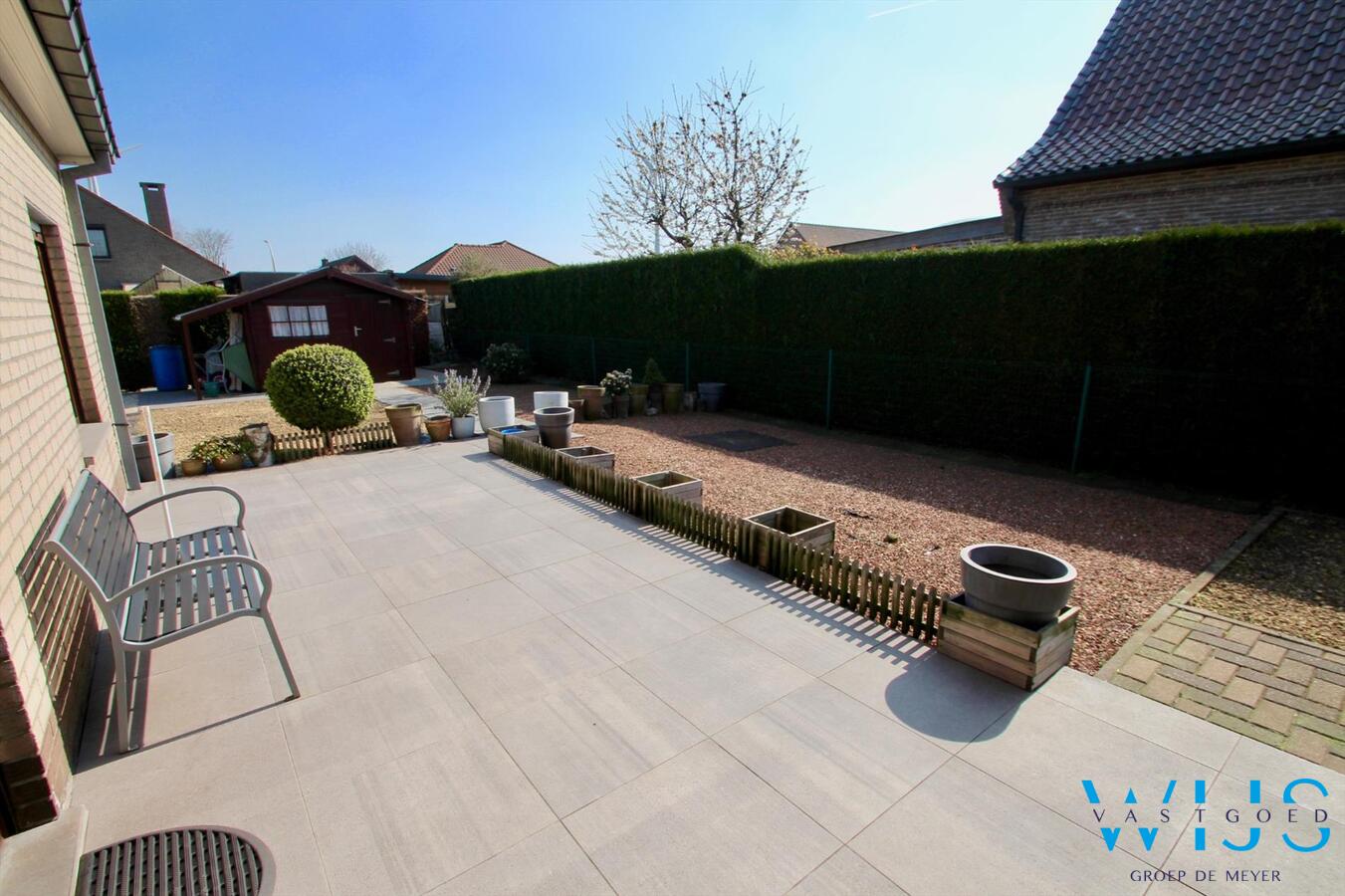 Gezellige goed onderhouden bungalow op een mooi perceel 