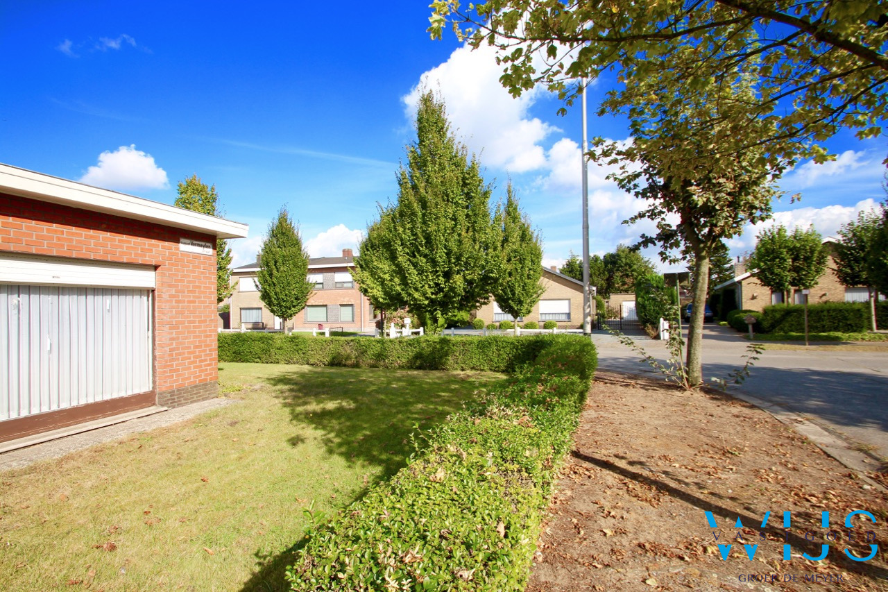 Zeer rustig gelegen bungalow te ERTVELDE 