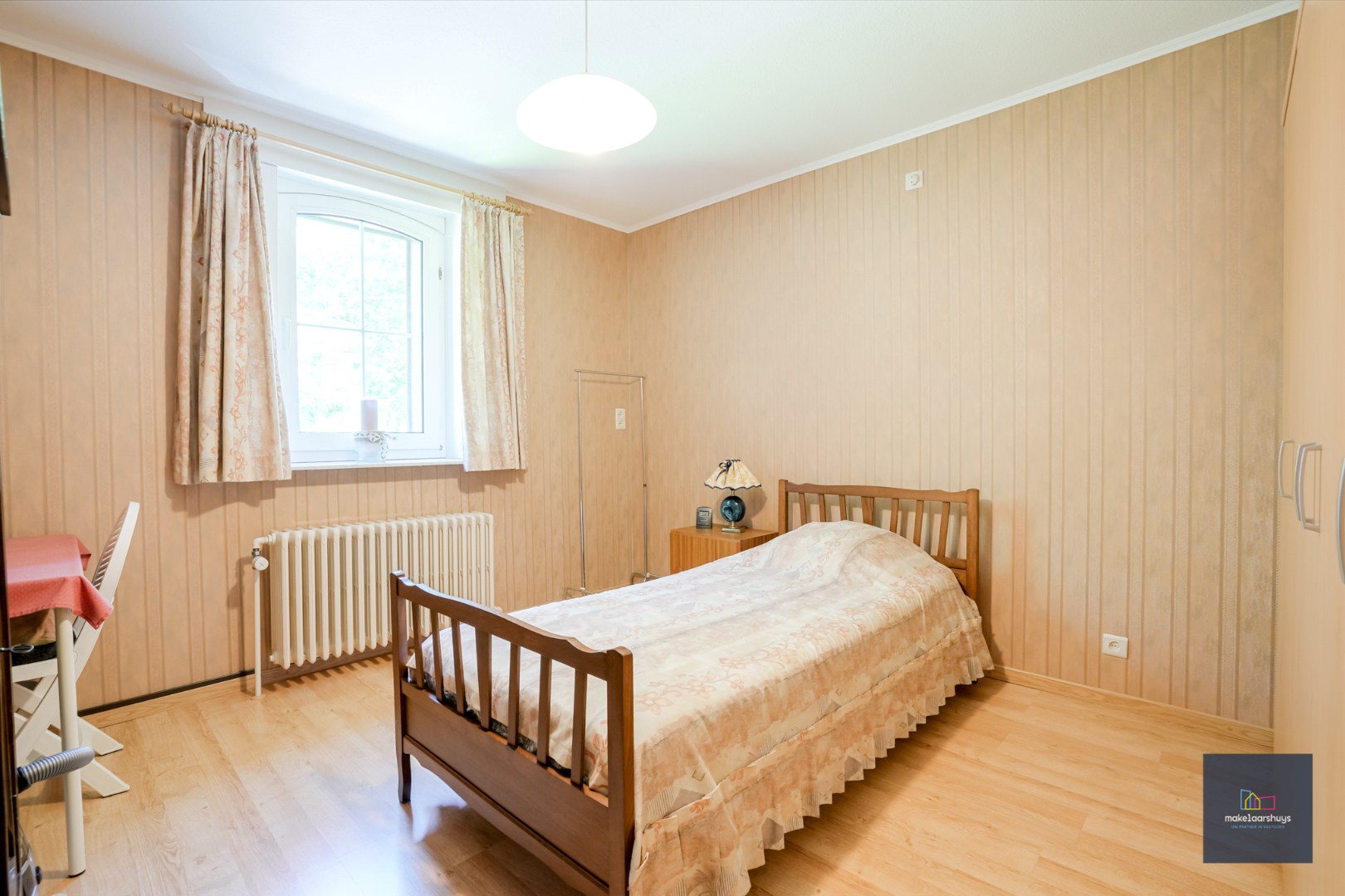 Charmante villa in Franse stijl nabij het centrum van Wondelgem 