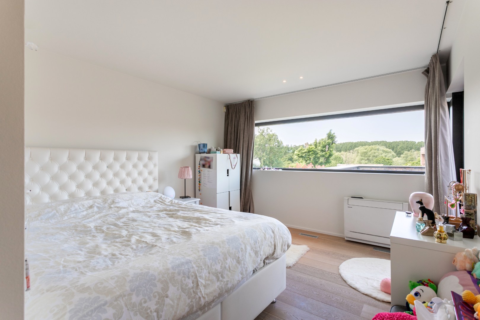 Unieke villa met 5 slpk. in het landelijke Pajottegem 
