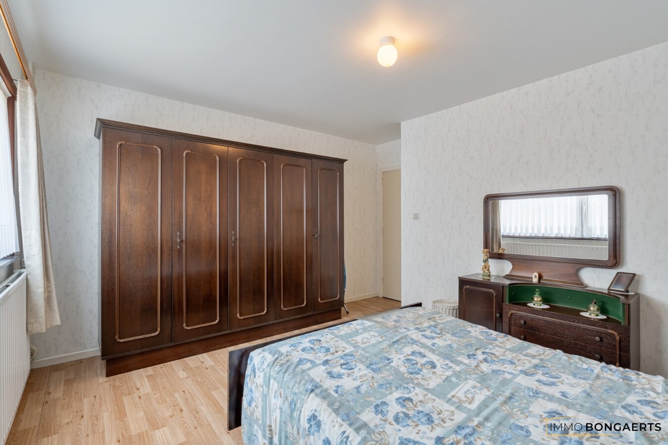 Rustig gelegen bungalow op een mooi perceel van 9 are 