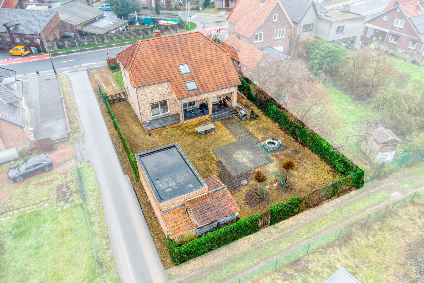 Charmant Stokkem : Landhuis met bureel en 4 slaapkamers 