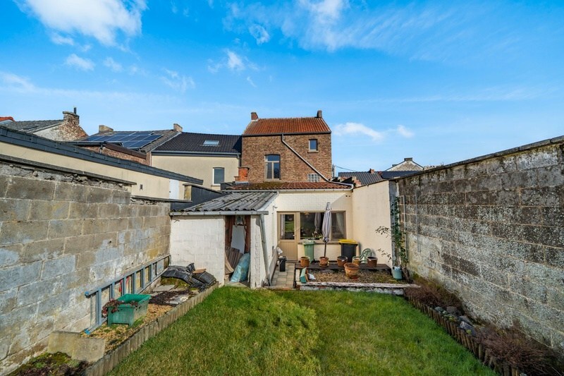 Prachtige authentieke woning met 3 slaapkamers te Landen 