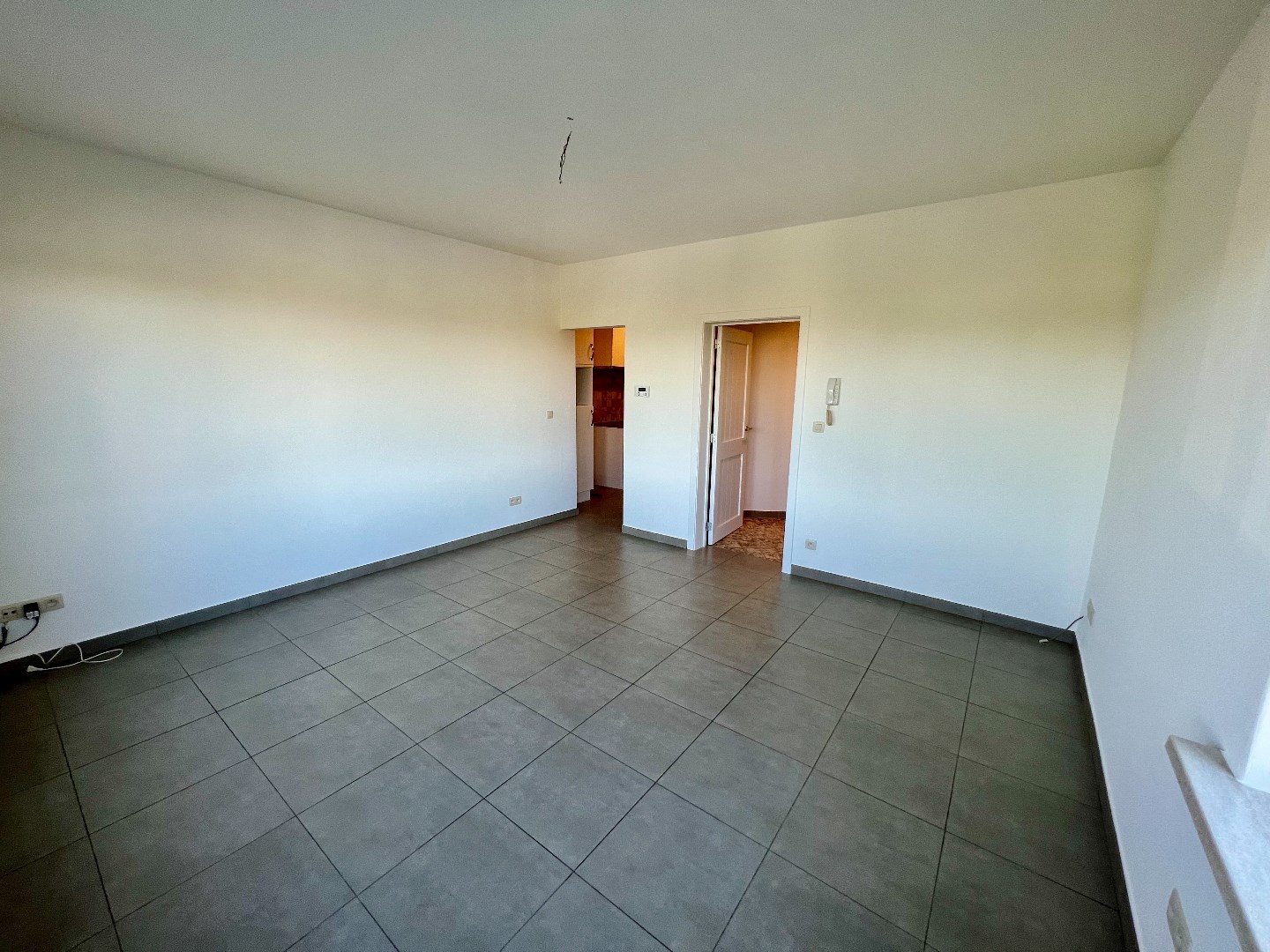 Ruim duplex-appartement met 1 slpk en bew. opp. van 70 m² op centrale ligging te Lier! 