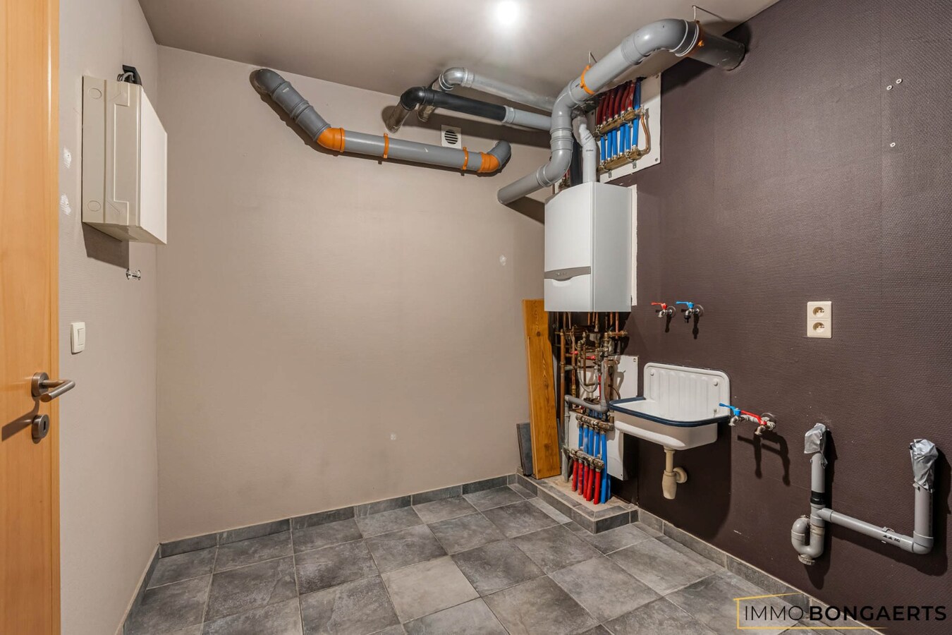 Ruim duplexappartement met 4 slaapkamers 