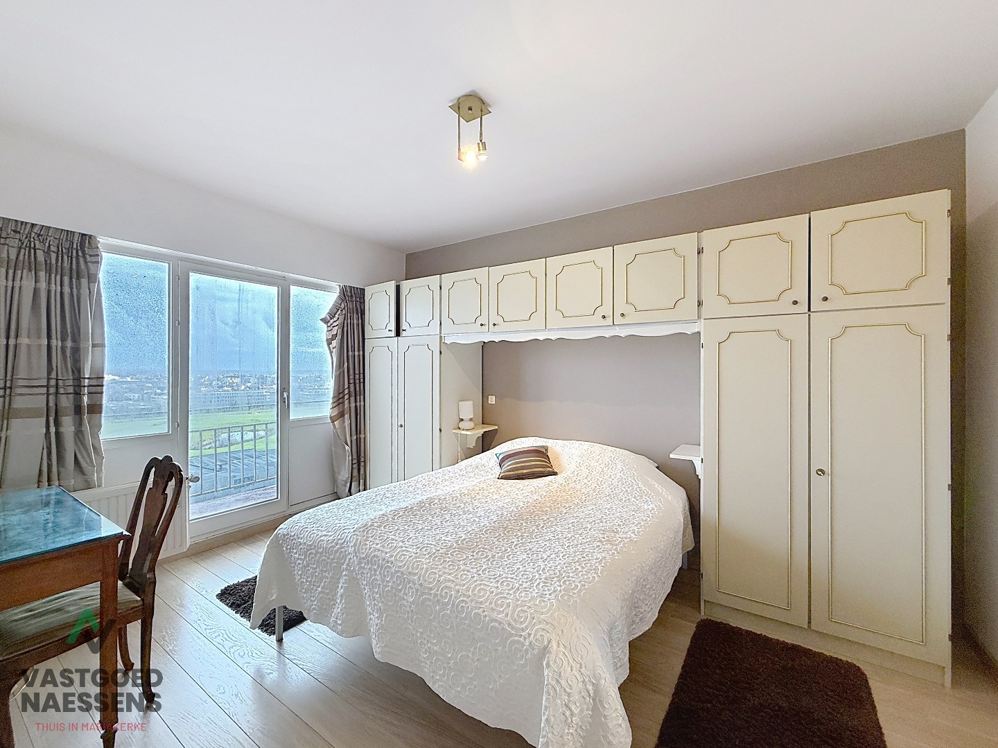 Appartement prêt à emménager avec 2 chambres - vue panoramique - grandes terrasses 