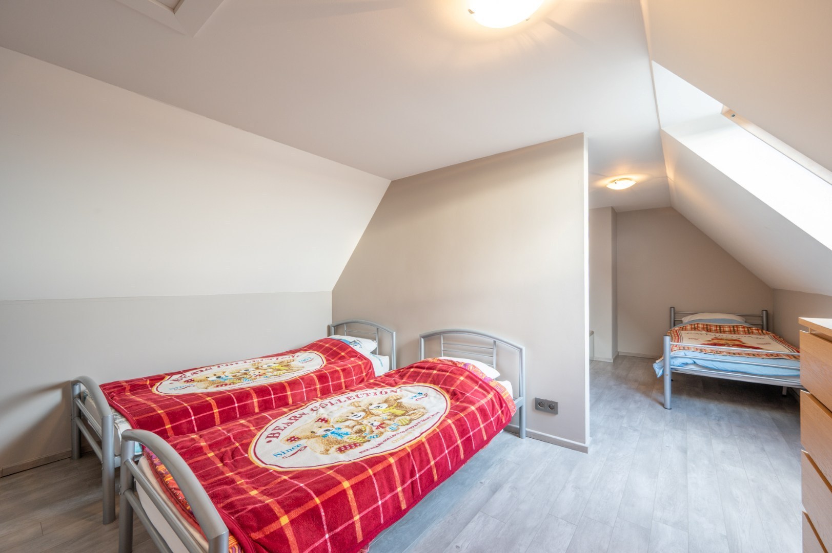 Prachtige en zéér ruime woning met kwaliteitsvolle afwerking 