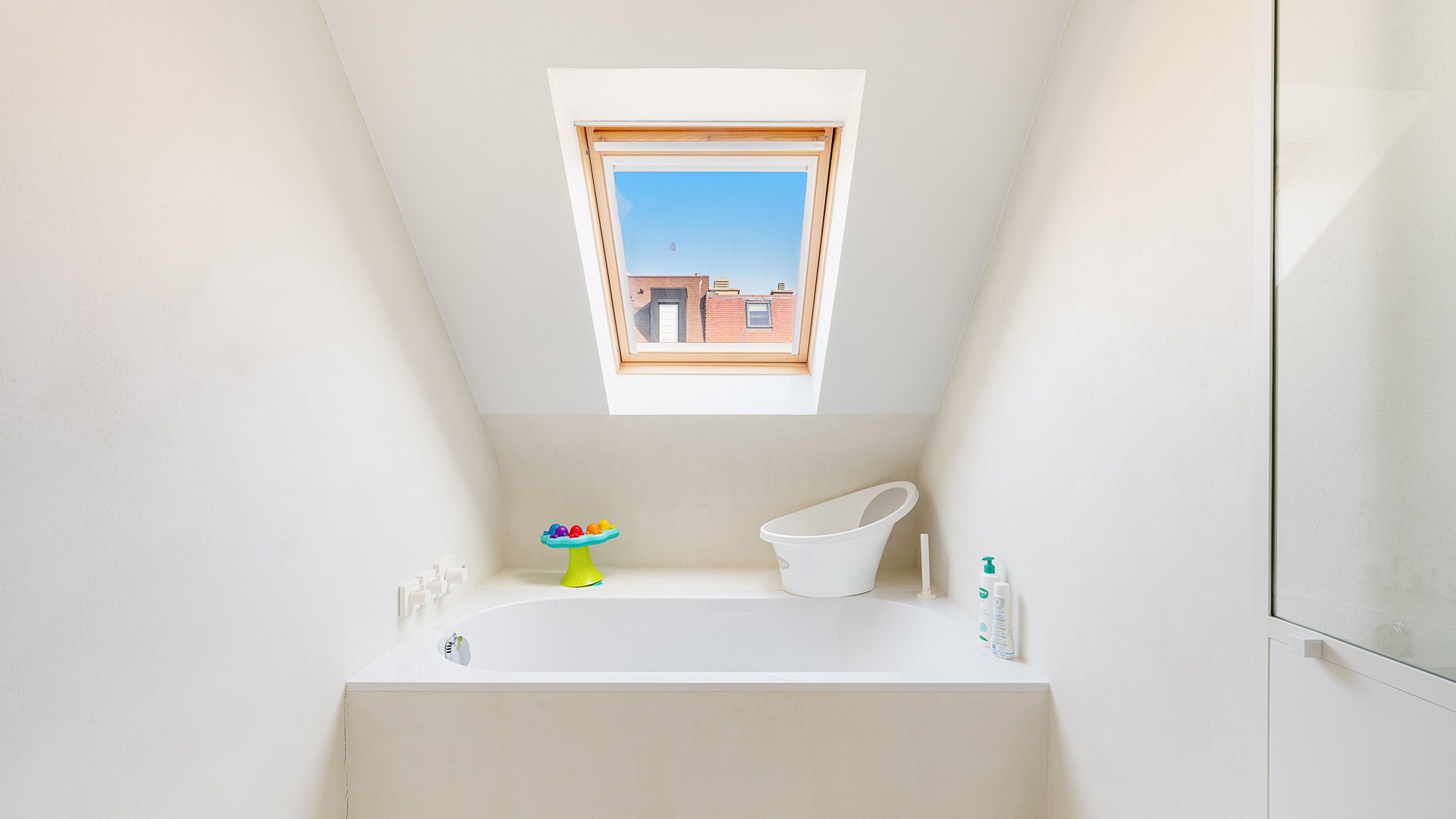 Magnifique appartement duplex rénové avec 3 chambres à vendre à Knokke 