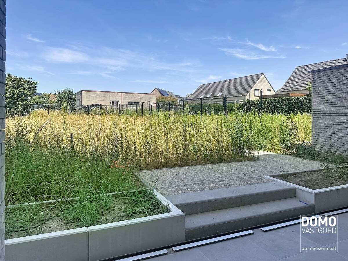 EXCLUSIEVE ENERGIEARME NIEUWBOUWWONINGEN MET 4 SLAAPKAMERS, TUIN &amp; CARPORT IN HARTJE KERMT (HASSELT) 