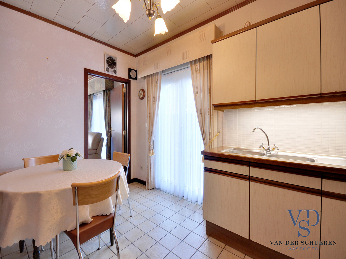 Uitstekend gelegen bungalow met 3 slaapkamers ! 