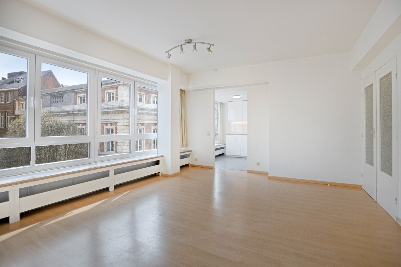 Lichtrijk 2-slaapkamer appartement in hartje Leuven met mooi uitzicht – EPC 239 kWh/m² - bewoonbare opp. 80 m² 