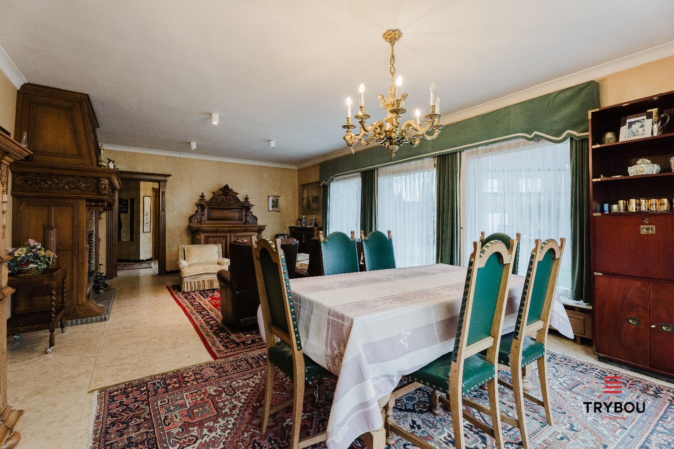 Ruime woning op groot perceel van 573 m² te Merkem. 