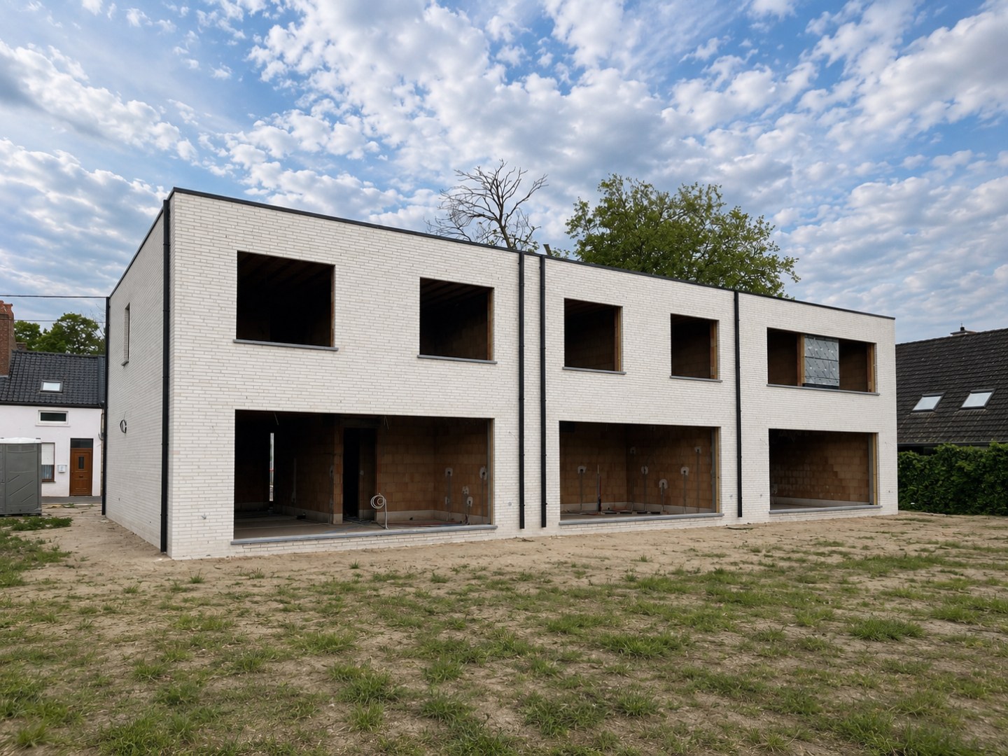 Unieke halfopen bebouwing op topligging te Gistel 