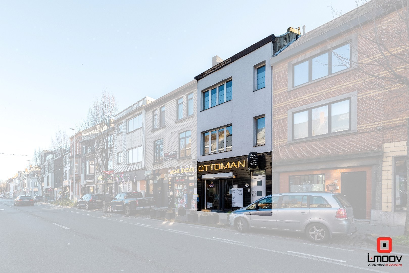 Uniek gemengd pand met commerciële invulling én ruime privéwoning in opkomende buurt van Gent 