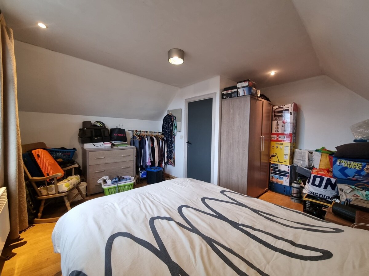 Halfopen woning op mooi perceel te Meetkerke 