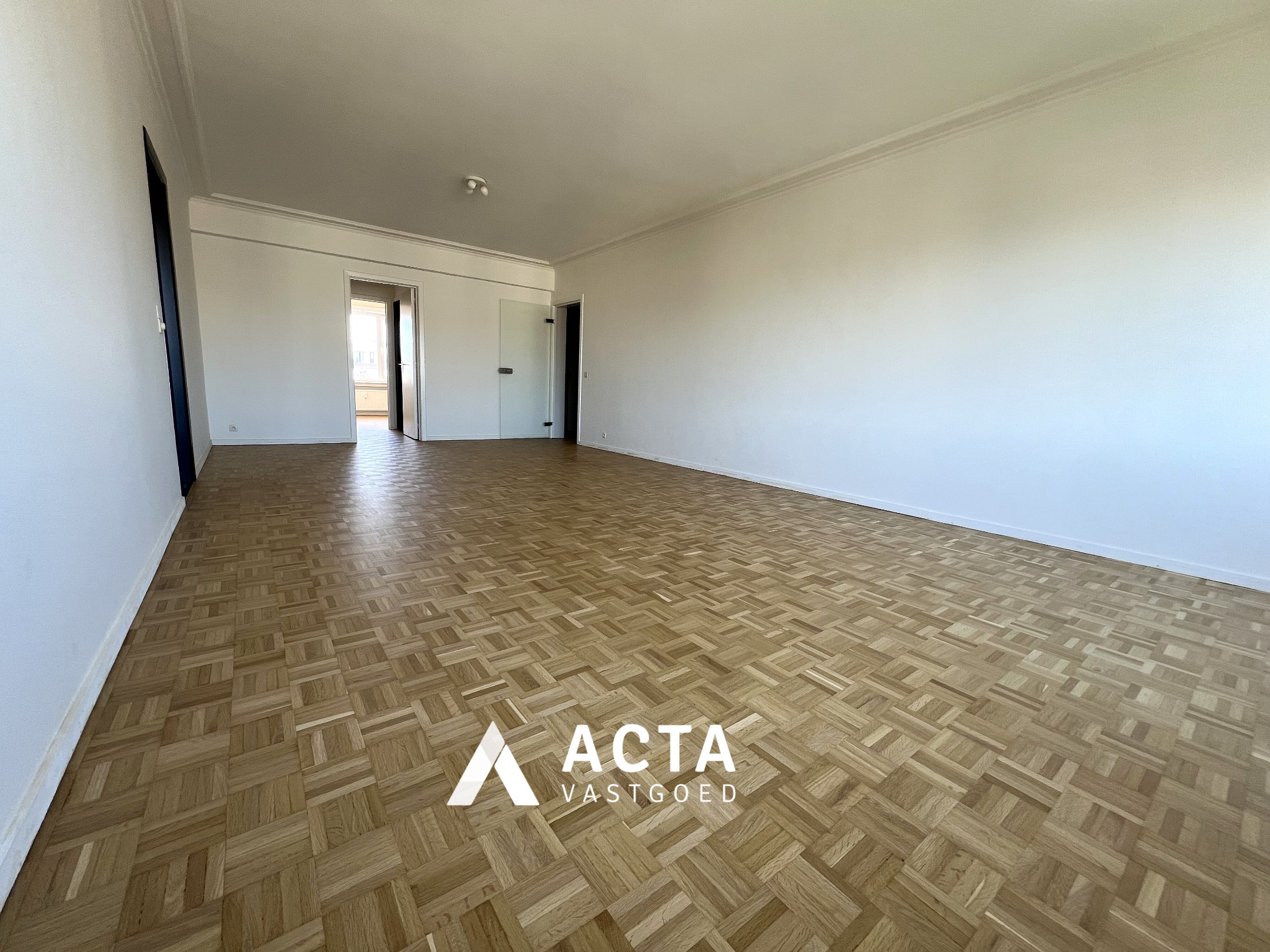 Appartement met twee slaapkamers op het Leopold I-Plein 