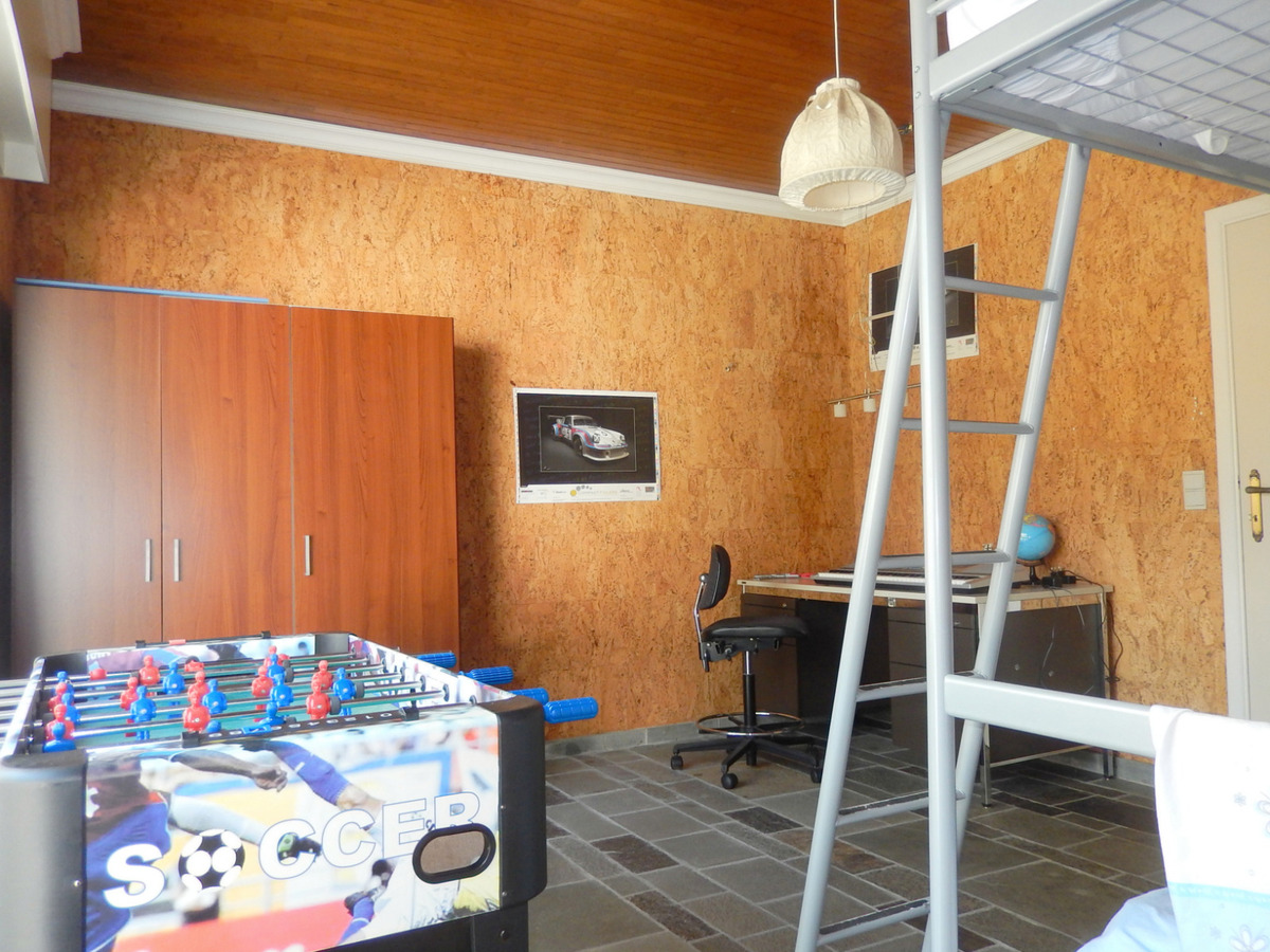 Unieke gemeubelde villa in het bos van Hertsberge 