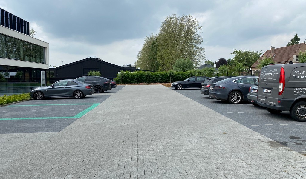 Mooi ingerichte kantoren te huur op zichtlocatie in Sint-Martens-Latem