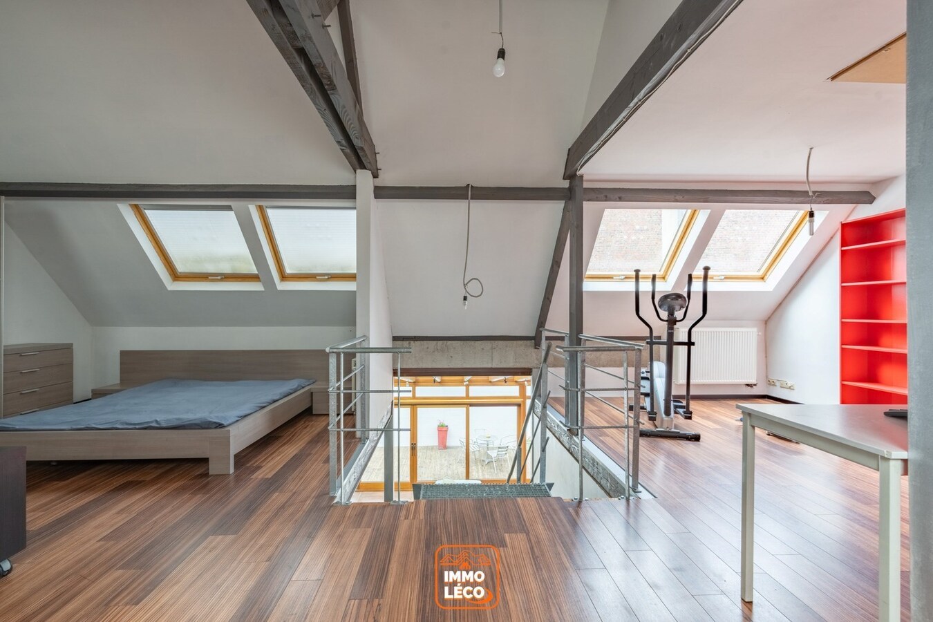 Superbe appartement 2 chambres DUPLEX style “LOFT” en plein centre-ville, à quelques pas de la Grand Place ! 