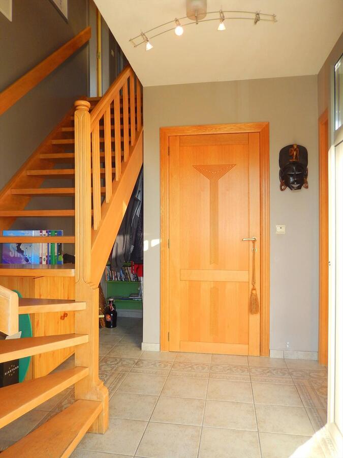 Instapklare woning met 5 slaapkamers op een grondopp. 3.349m² 