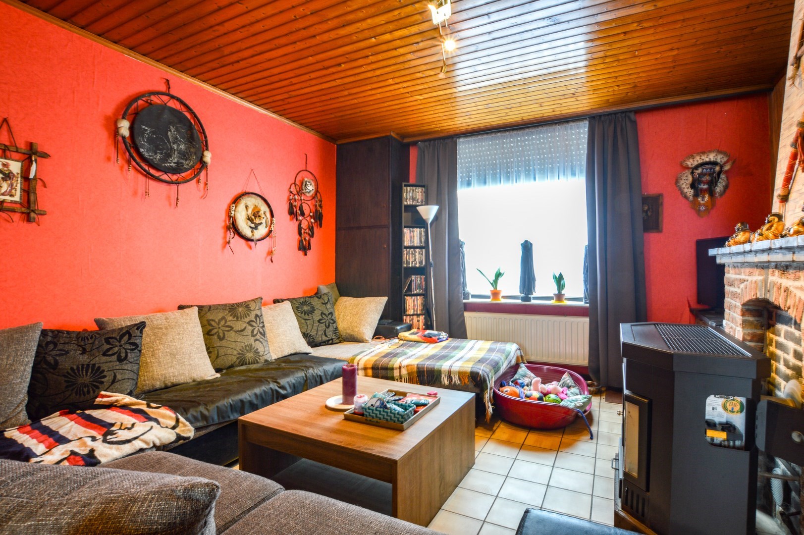Te renoveren woning in centrum Eernegem 