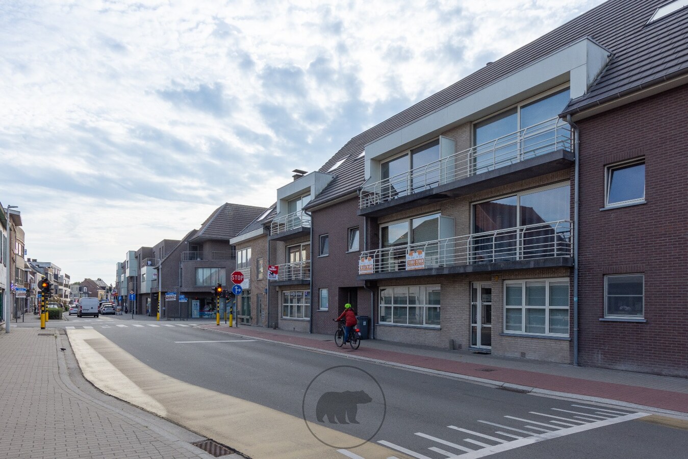Tweeslaapkamer appartement met garagebox in centrum Wachtebeke 