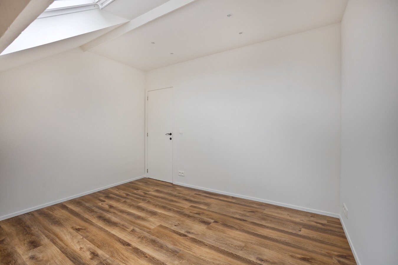 Prachtig volledig gerenoveerde woning met tuin en 3 slaapkamers in Tienen 