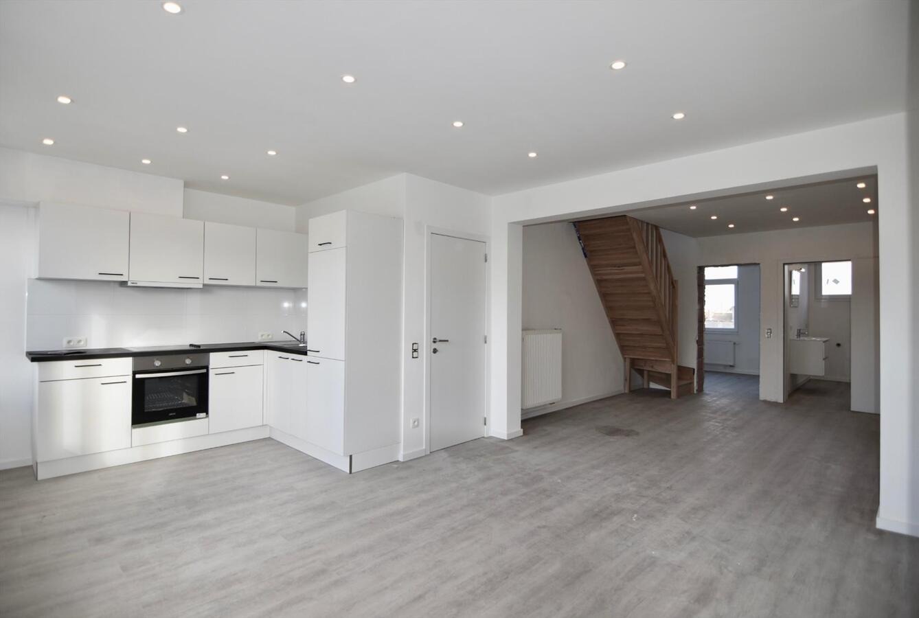 MAGNIFIEKE LICHTRIJKE RUIME DUPLEX 