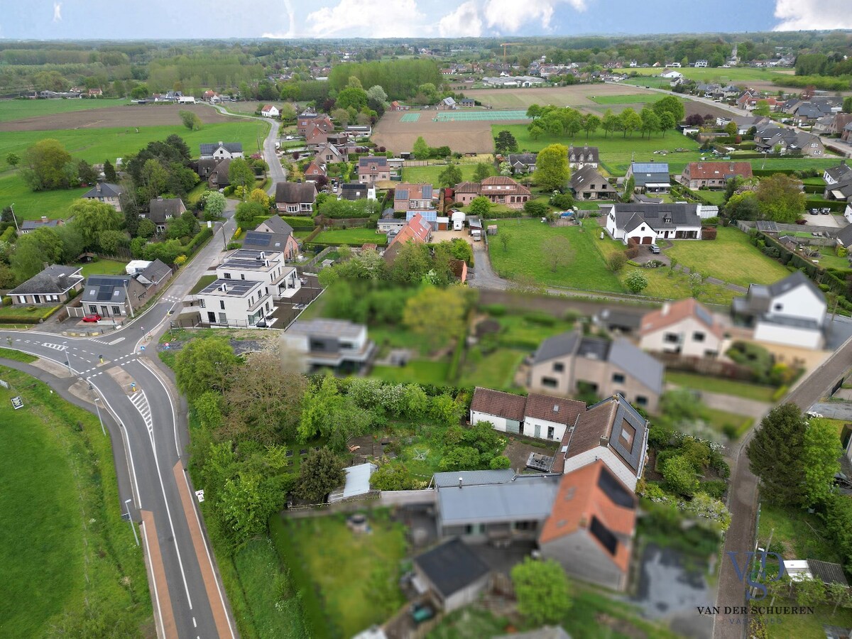 Charmante woning op royaal perceel van 1.618 m² 