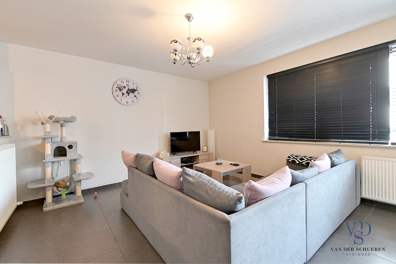 Gelijkvloers appartement.