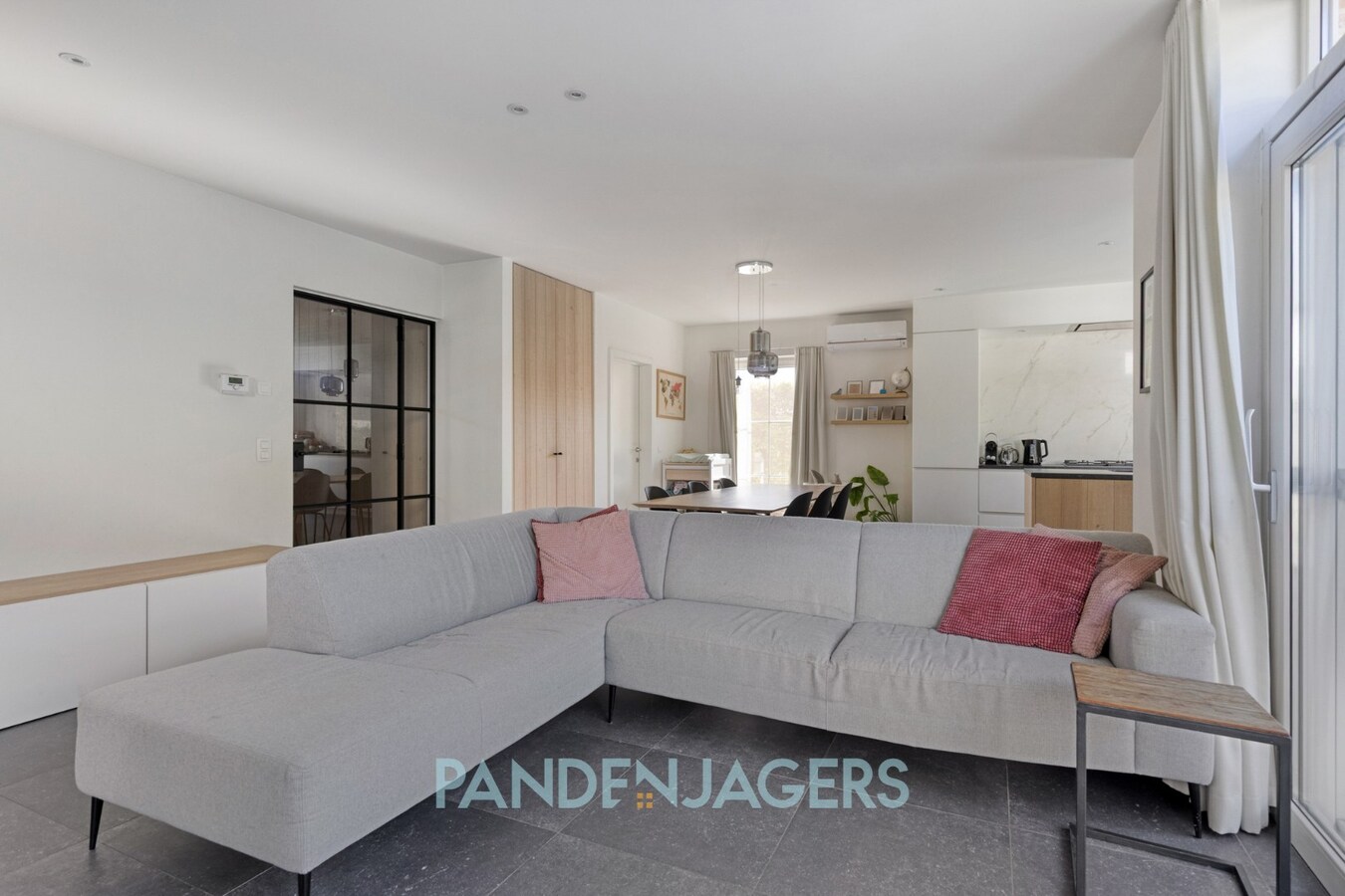 Recente woning (2018) met zwembad te Duffel 