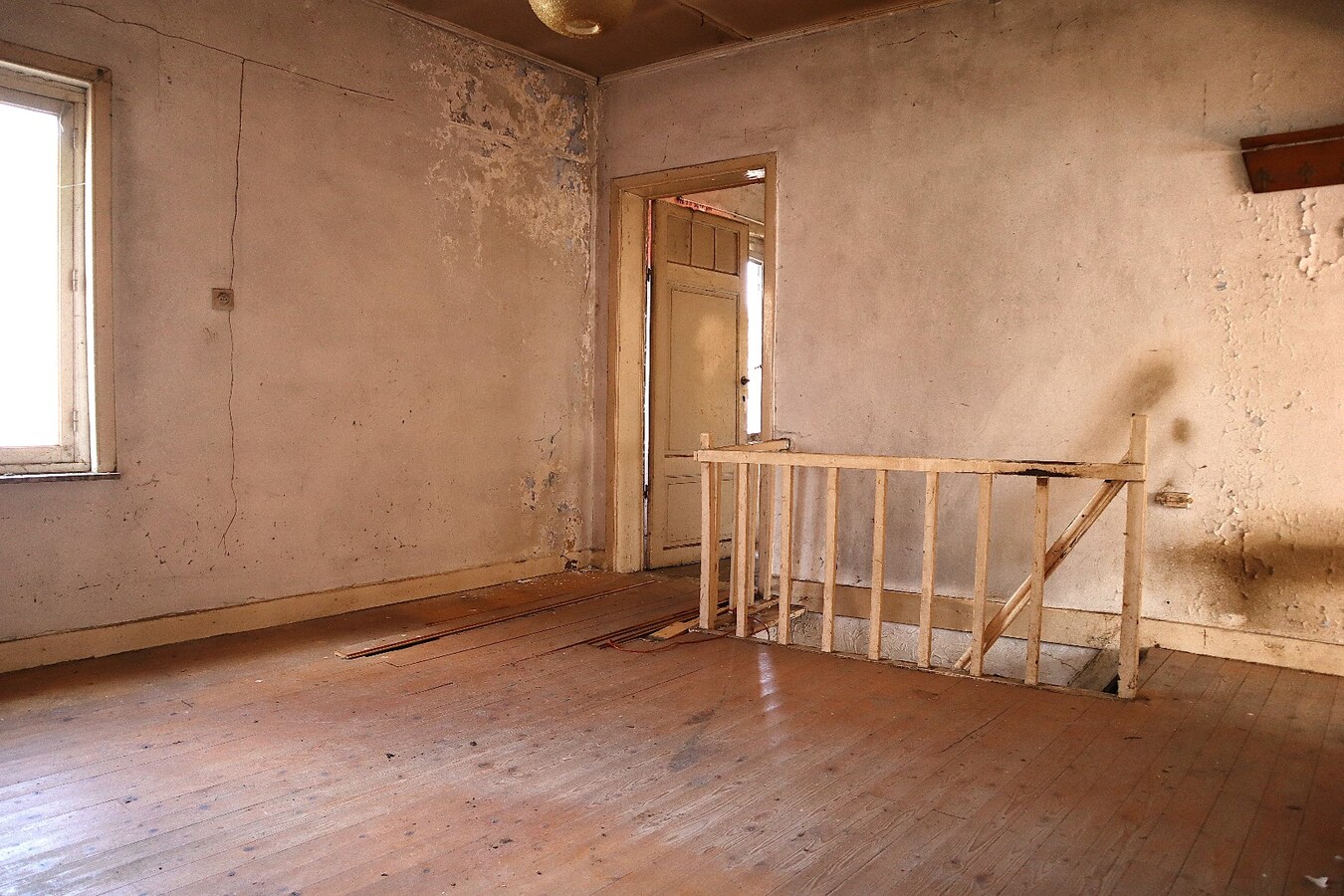 Te renoveren woning met magazijn/loods te Kessel-lo 